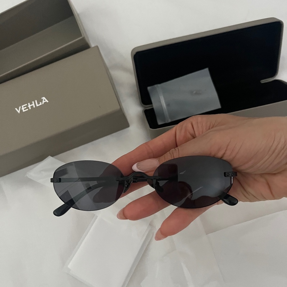 Vehla CLEO - BLACK/SMOKE NEVER WORN BRAND NEW